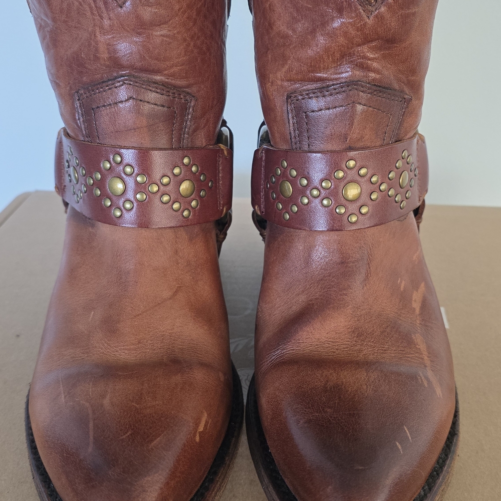 FRYE AND CO. Tan Heeled Boots with Brass Studs
